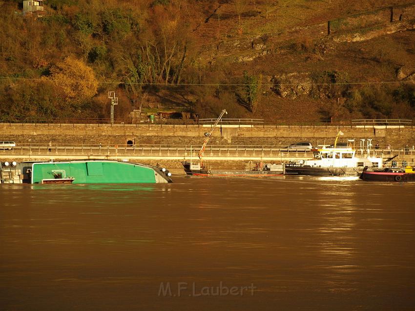 Schiff gesunken St Goarhausen Loreley P291.jpg